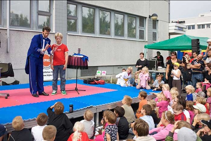 koko perheen taikashow